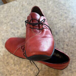 Wolky Red Women's Shoes size 40 (9 USA)